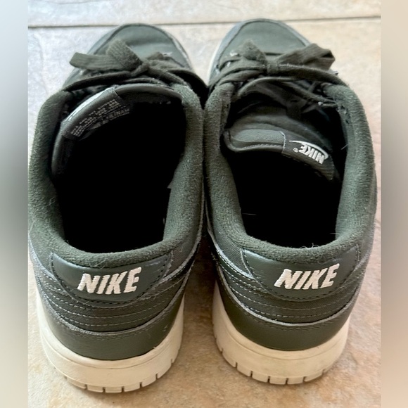 Nike Dunk Low Retro Premium (Black) Men’s - Picture 3 of 5